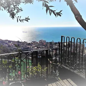 La Casa Dei Limoni Bed & Breakfast Genua