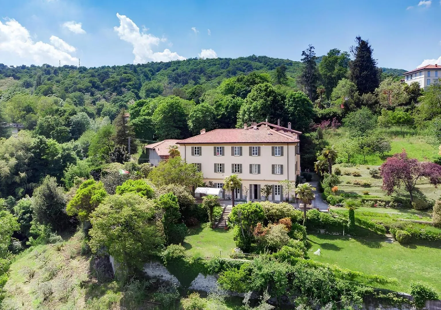 Villa Corti Côme 0*,